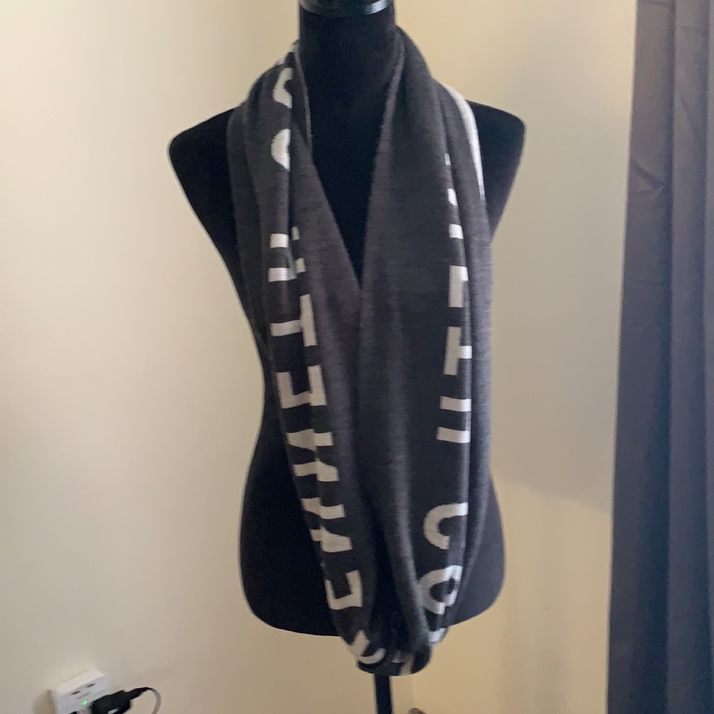 Kenneth Cole - Picture 6 of 6